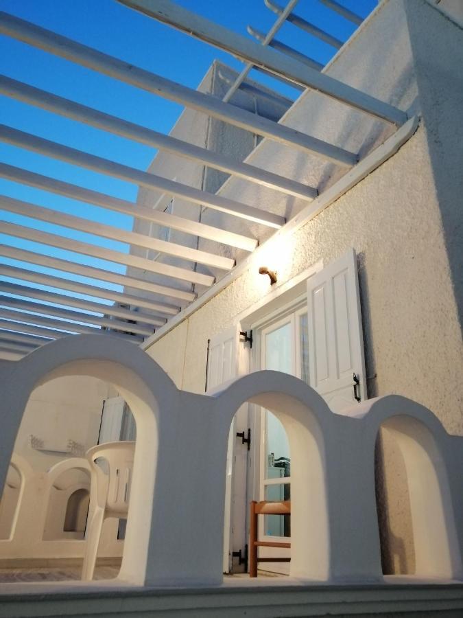 Dilino Hotel Kamari  Ngoại thất bức ảnh